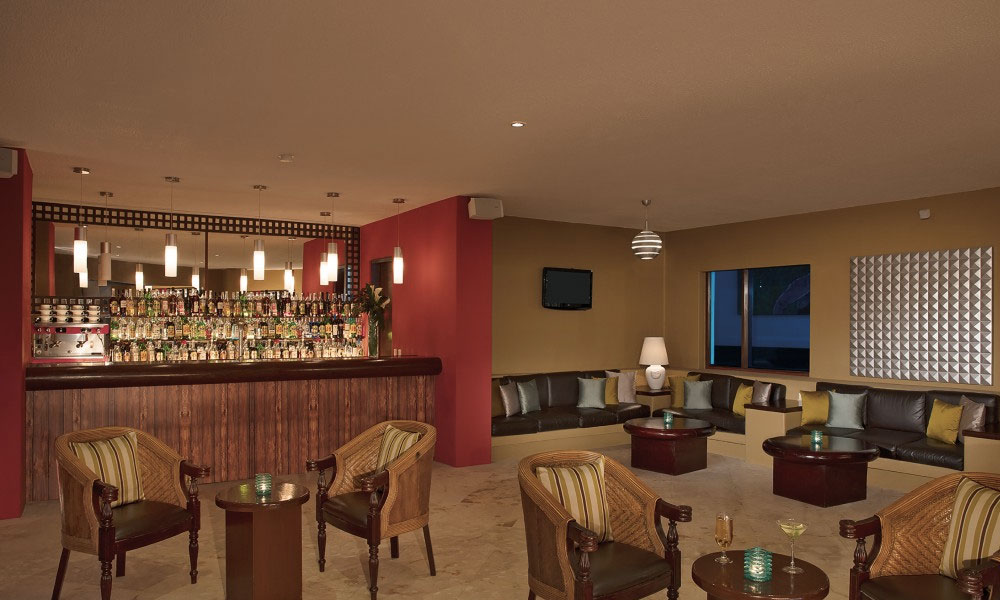 Lobby Bar